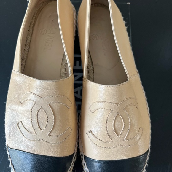 Chanel Espadrilles (Beige/Black colorway) - Picture 3 of 6